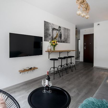 Unique Apt Eve - Free Garage Kraków Eksteriør billede